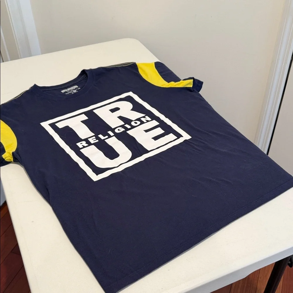 Y2K Men XXL True Religion Nostalgic Navy Retro Bold Football Beach Summer Tee